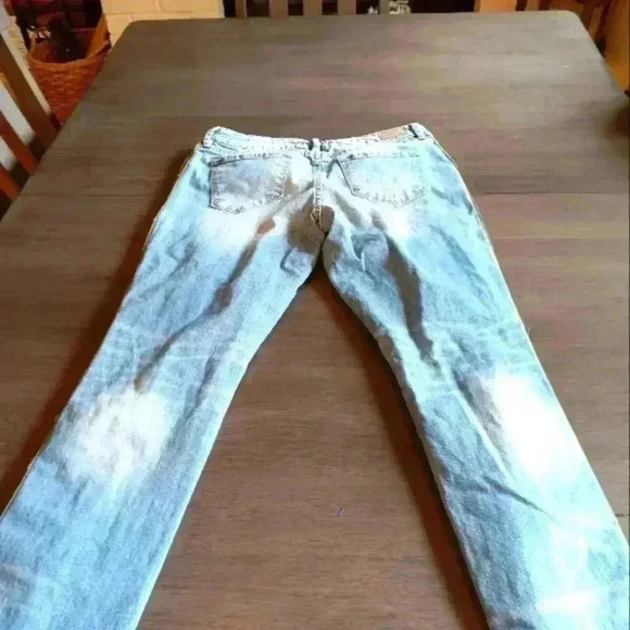 Dear John Jeans - Picture 4 of 8